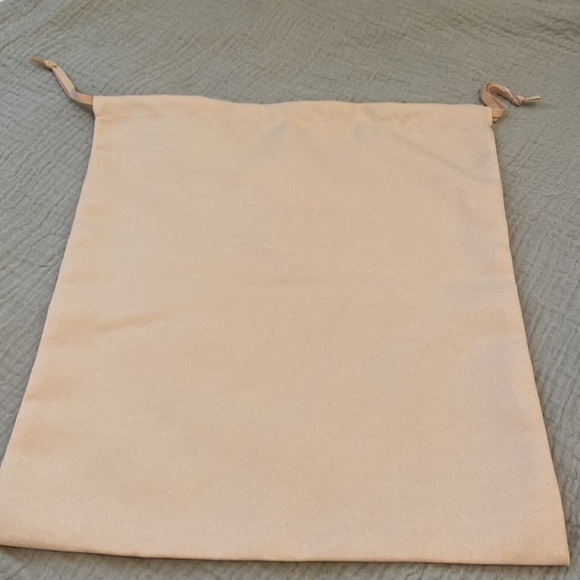 Stuart Weitzman dust bag . Perfect condition. - Picture 5 of 5